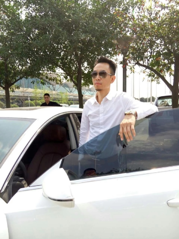 杨岳的第一张照片--古田婚介网