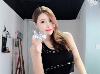玫瑰有刺勿随意的第四张照片--古田婚介网
