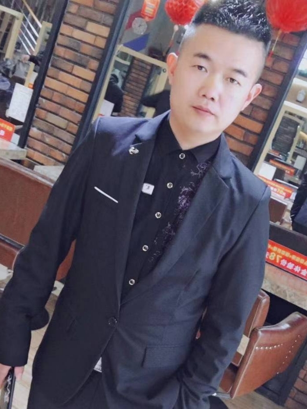 相伴到老的第一张照片--古田婚介网