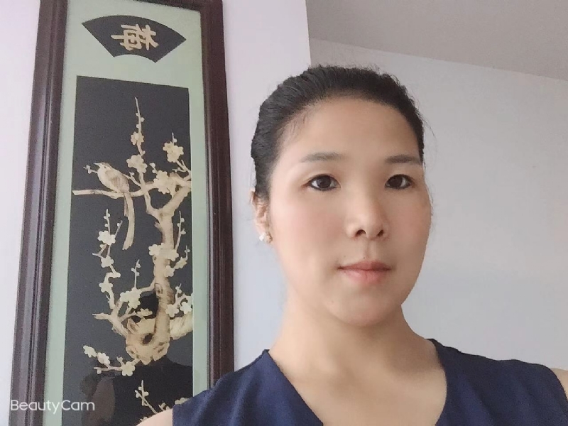 微笑的第一张照片--古田婚介网