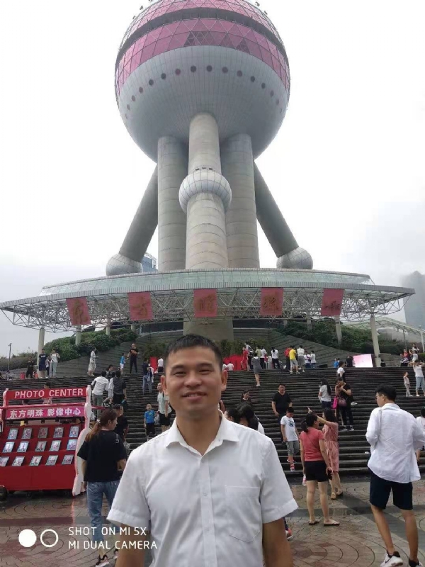 小猫吃老鼠的第一张照片--古田婚介网