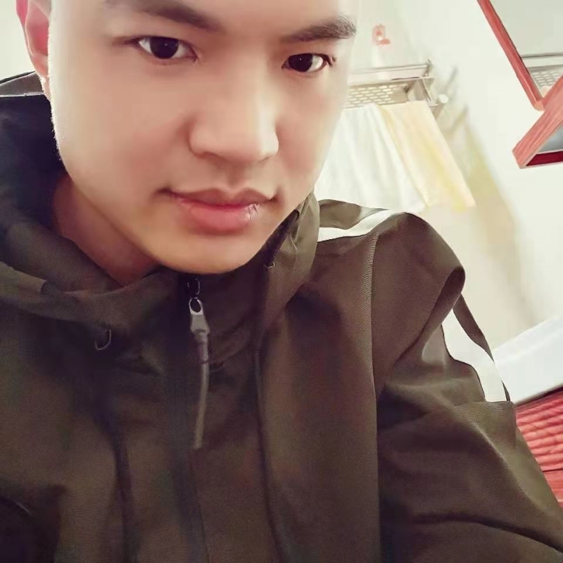 高大上的宅男的第一张照片--古田婚介网