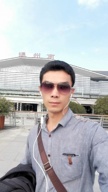 错把真心喂了狗的第三张照片--古田婚介网