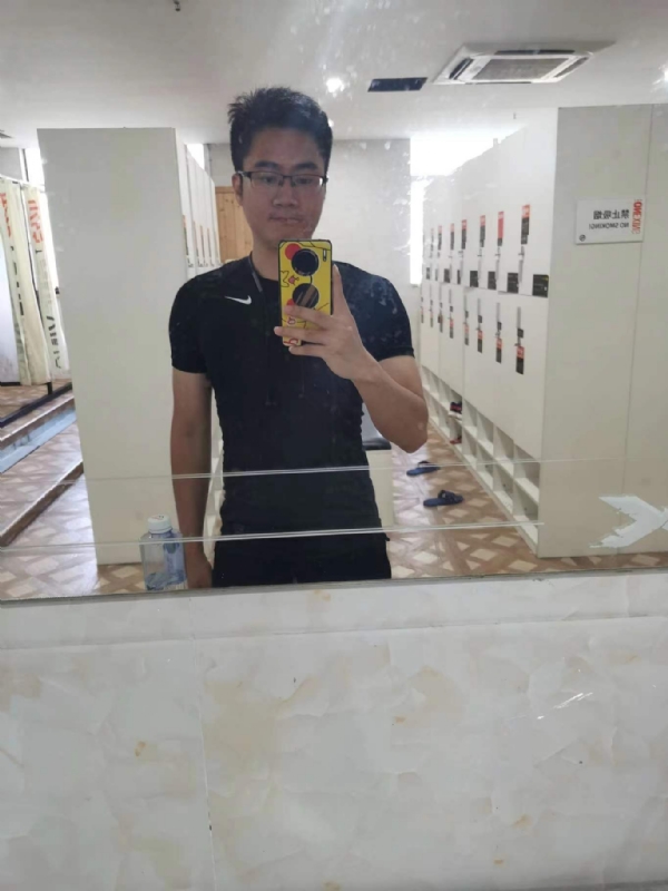 习惯发呆的第一张照片--古田婚介网