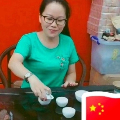 妖娆的第一张照片--古田婚介网