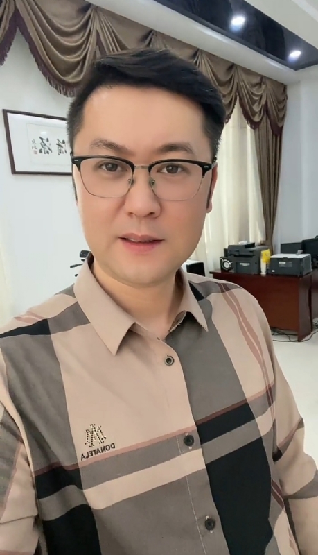 勤勉的第一张照片--古田婚介网