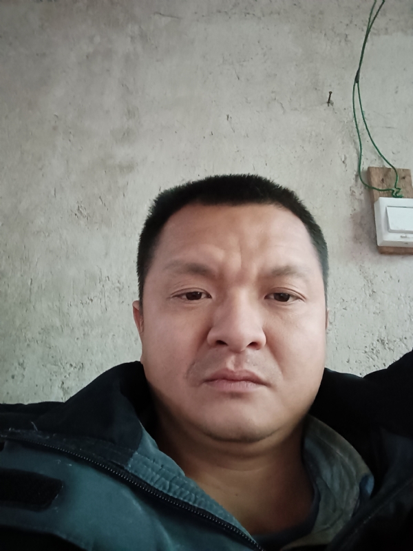 兰成龙的第二张照片--古田婚介网
