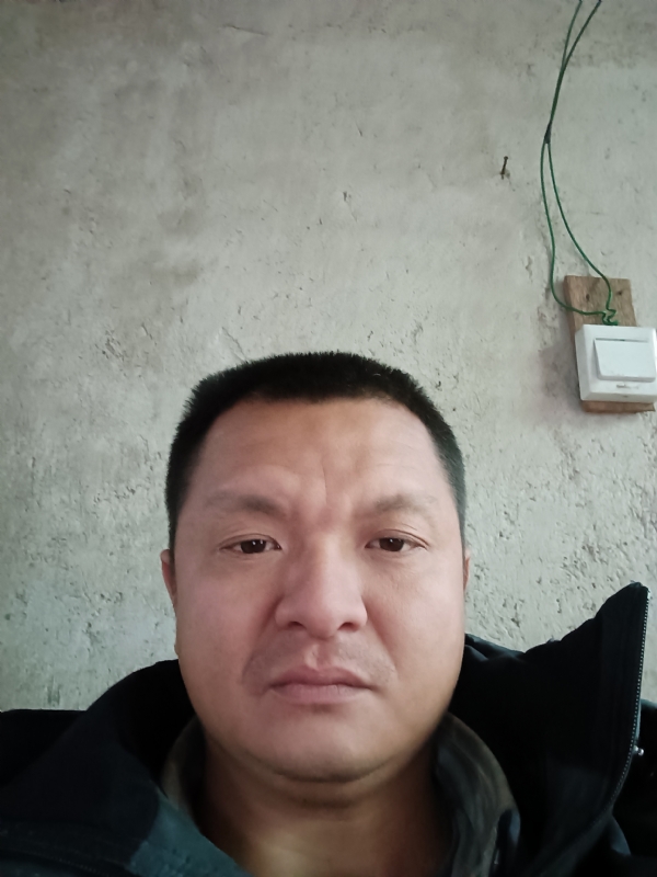 兰成龙的第四张照片--古田婚介网