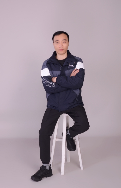 一只孤单的猫的第一张照片--古田婚介网