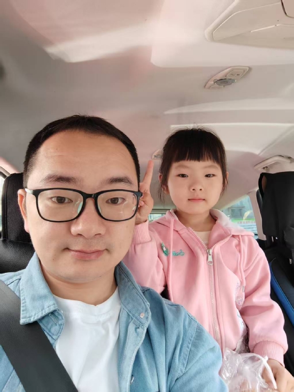 知天晓的第一张照片--古田婚介网